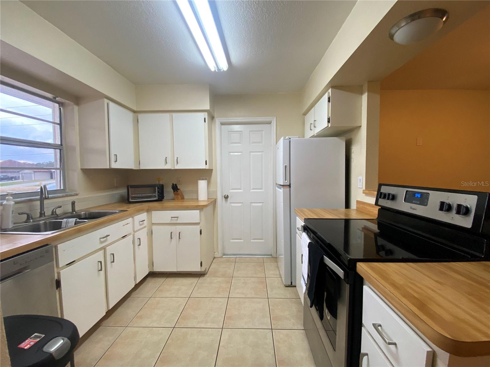 278 BOUNDARY BLVD, ROTONDA WEST, FL, 33947