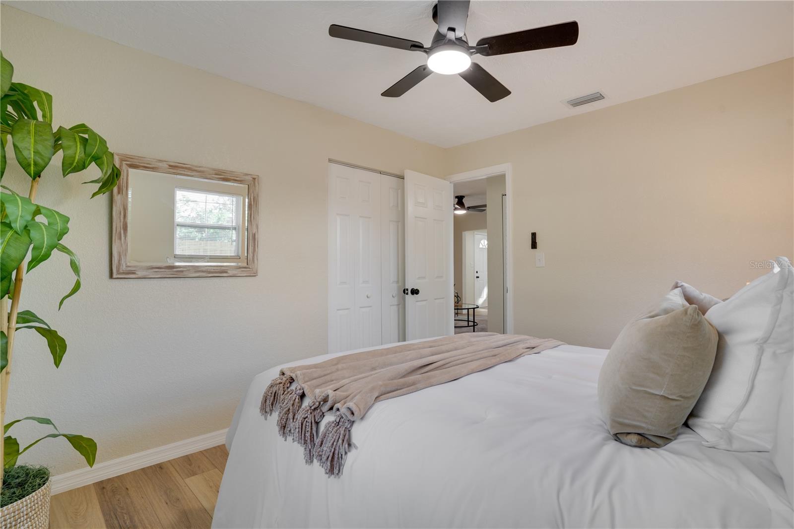 5444 70TH LN N, ST PETERSBURG, FL, 33709