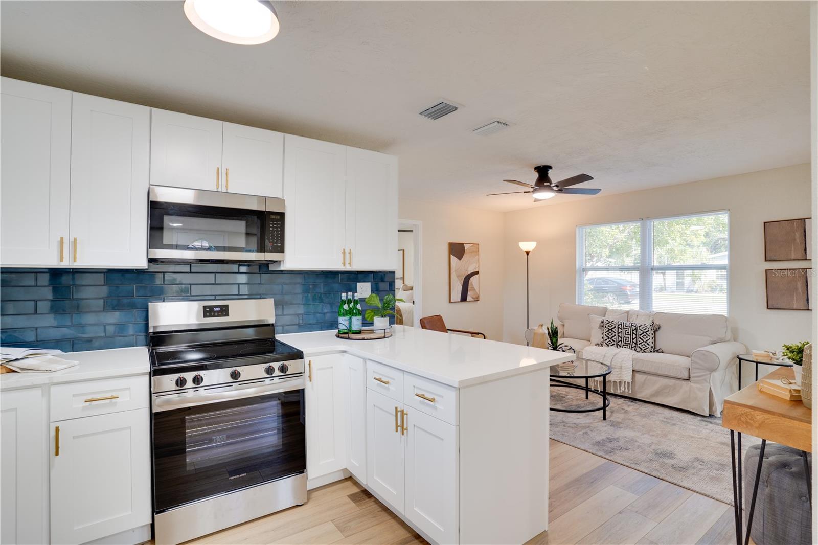 5444 70TH LN N, ST PETERSBURG, FL, 33709
