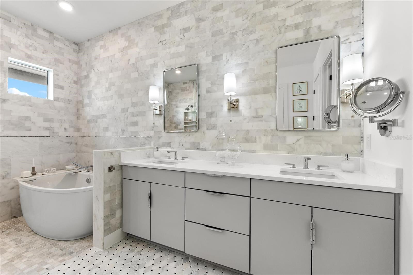 8163 REDONDA LOOP, LAKEWOOD RANCH, FL, 34202