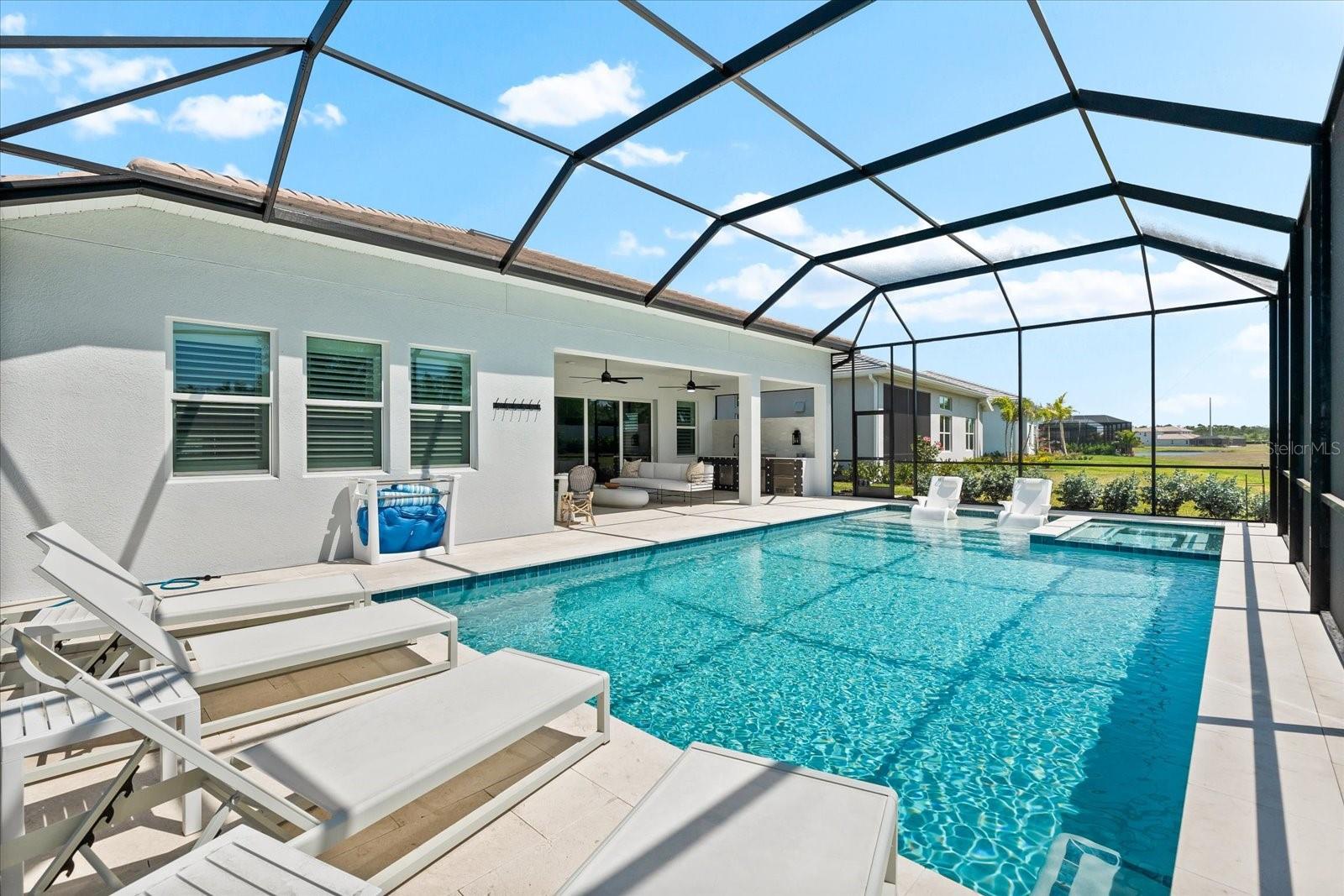 8163 REDONDA LOOP, LAKEWOOD RANCH, FL, 34202