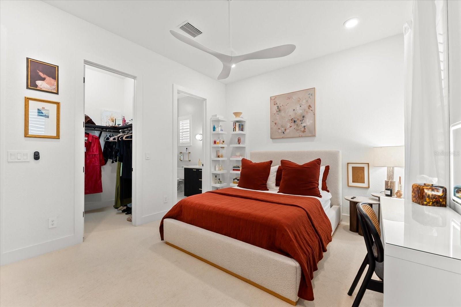 8163 REDONDA LOOP, LAKEWOOD RANCH, FL, 34202