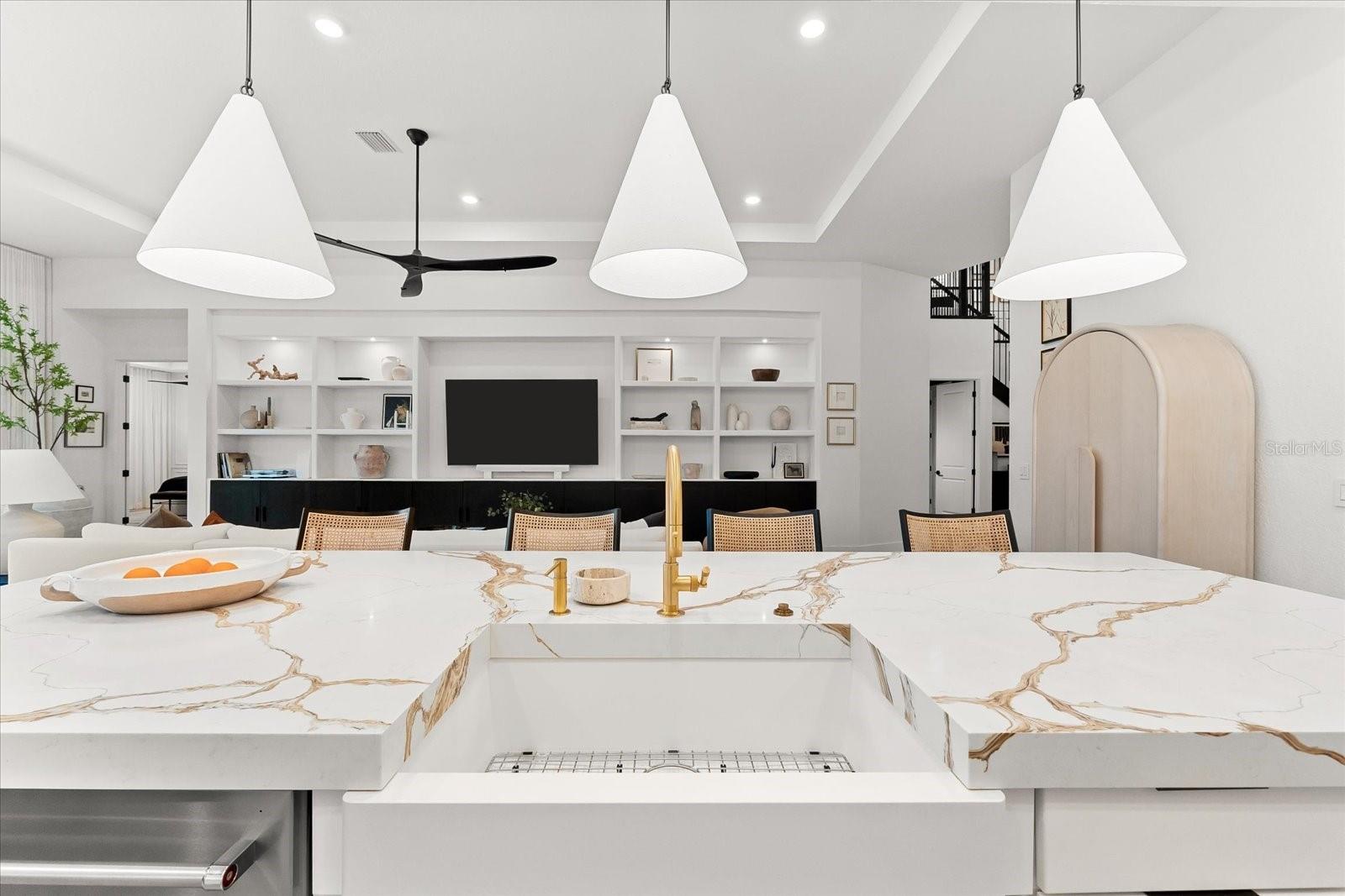 8163 REDONDA LOOP, LAKEWOOD RANCH, FL, 34202