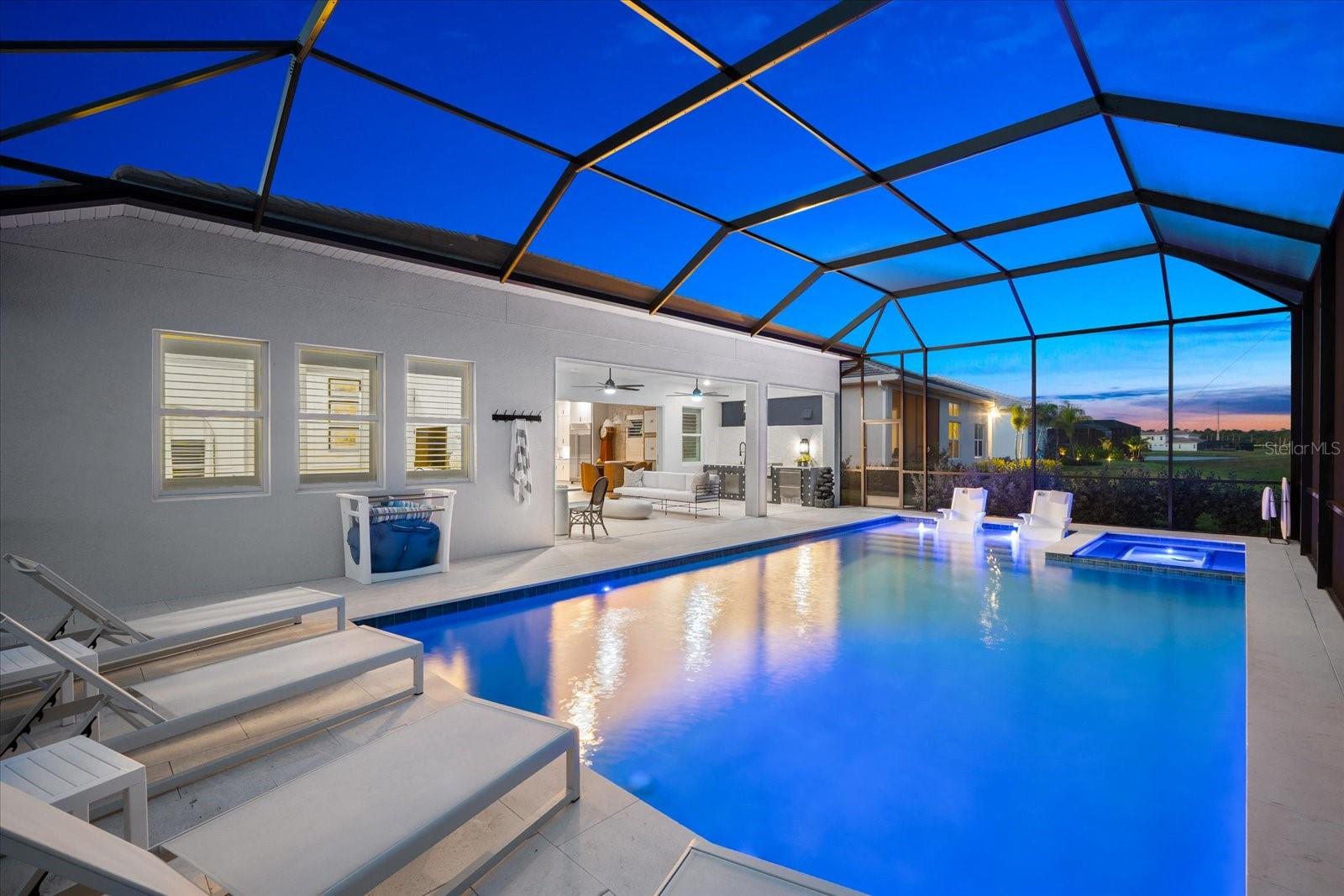 8163 REDONDA LOOP, LAKEWOOD RANCH, FL, 34202