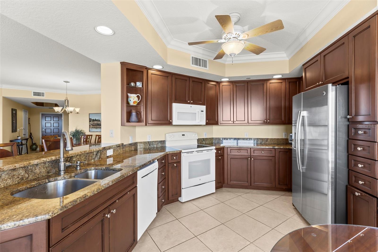 501 MANDALAY AVE #810, CLEARWATER BEACH, FL, 33767