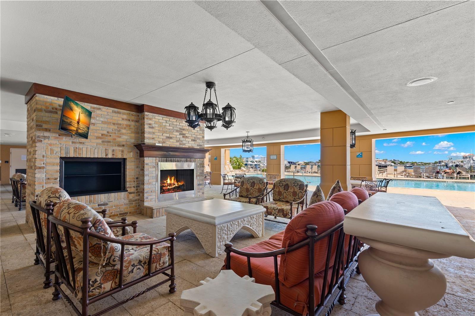 501 MANDALAY AVE #810, CLEARWATER BEACH, FL, 33767