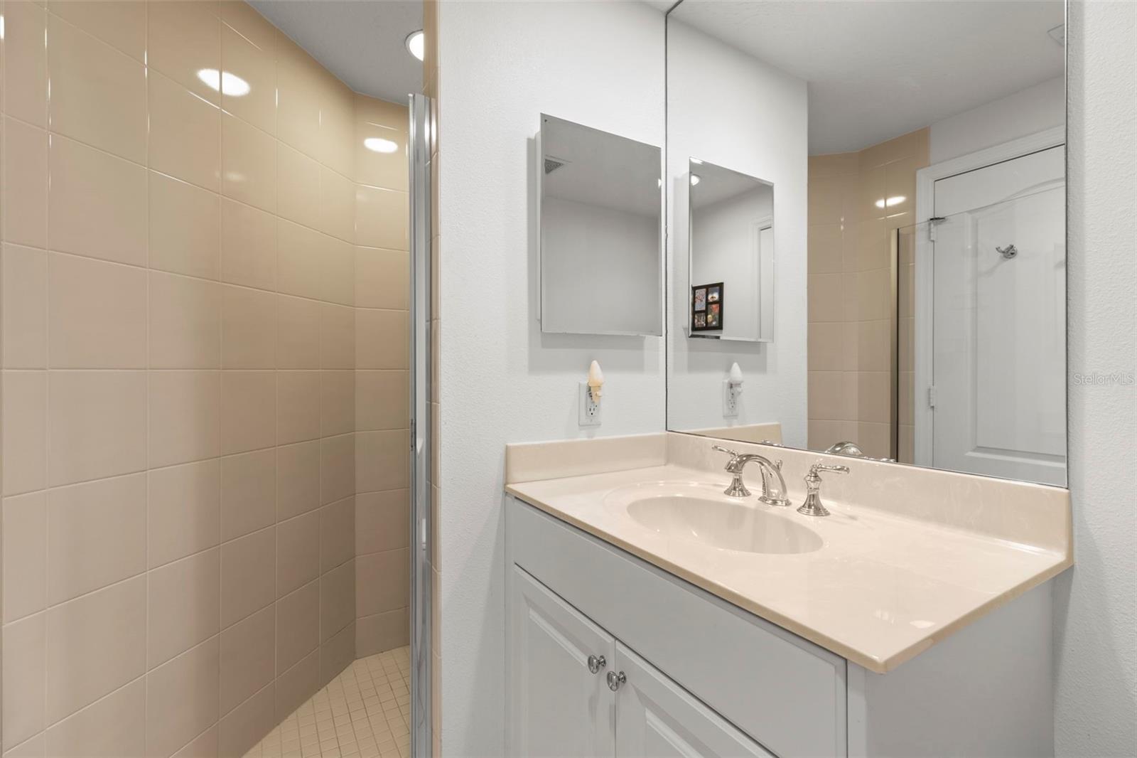 501 MANDALAY AVE #810, CLEARWATER BEACH, FL, 33767