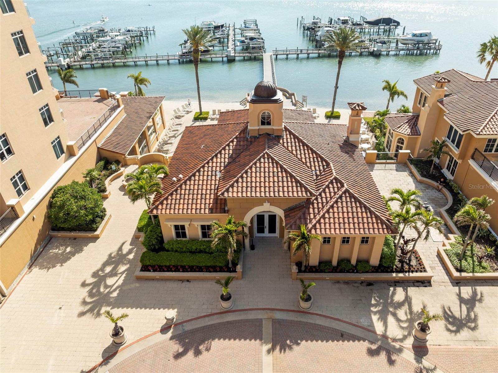 501 MANDALAY AVE #810, CLEARWATER BEACH, FL, 33767