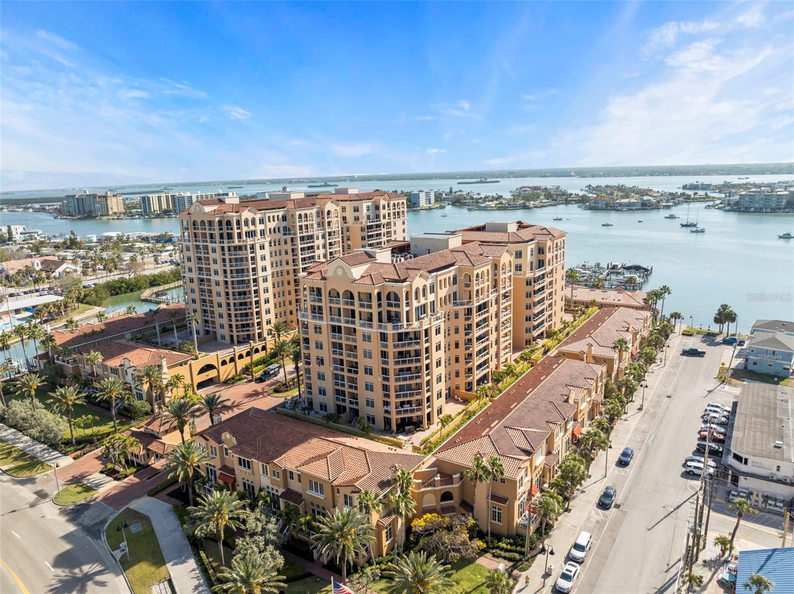 501 MANDALAY AVE #810, CLEARWATER BEACH, FL, 33767
