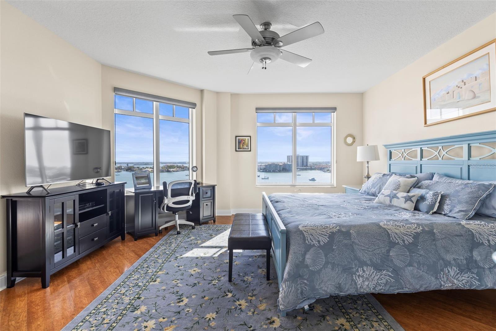 501 MANDALAY AVE #810, CLEARWATER BEACH, FL, 33767