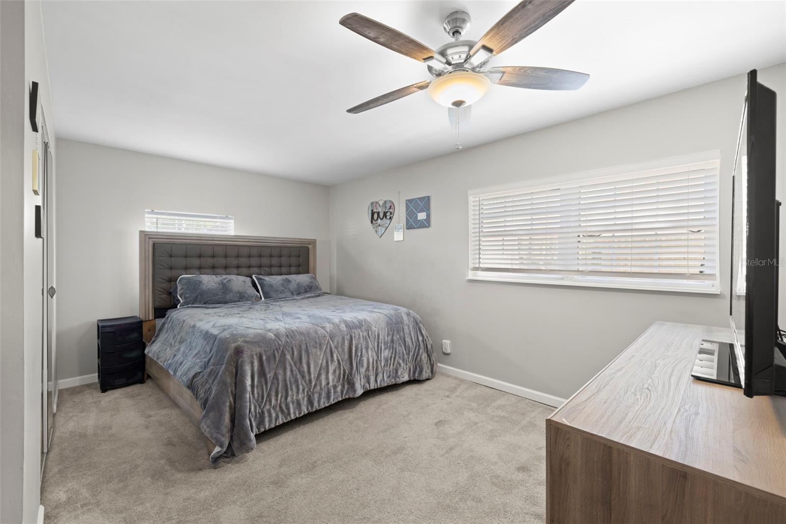 8766 91ST ST, SEMINOLE, FL, 33777