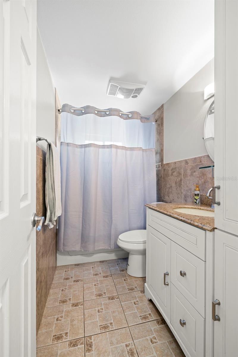 8766 91ST ST, SEMINOLE, FL, 33777