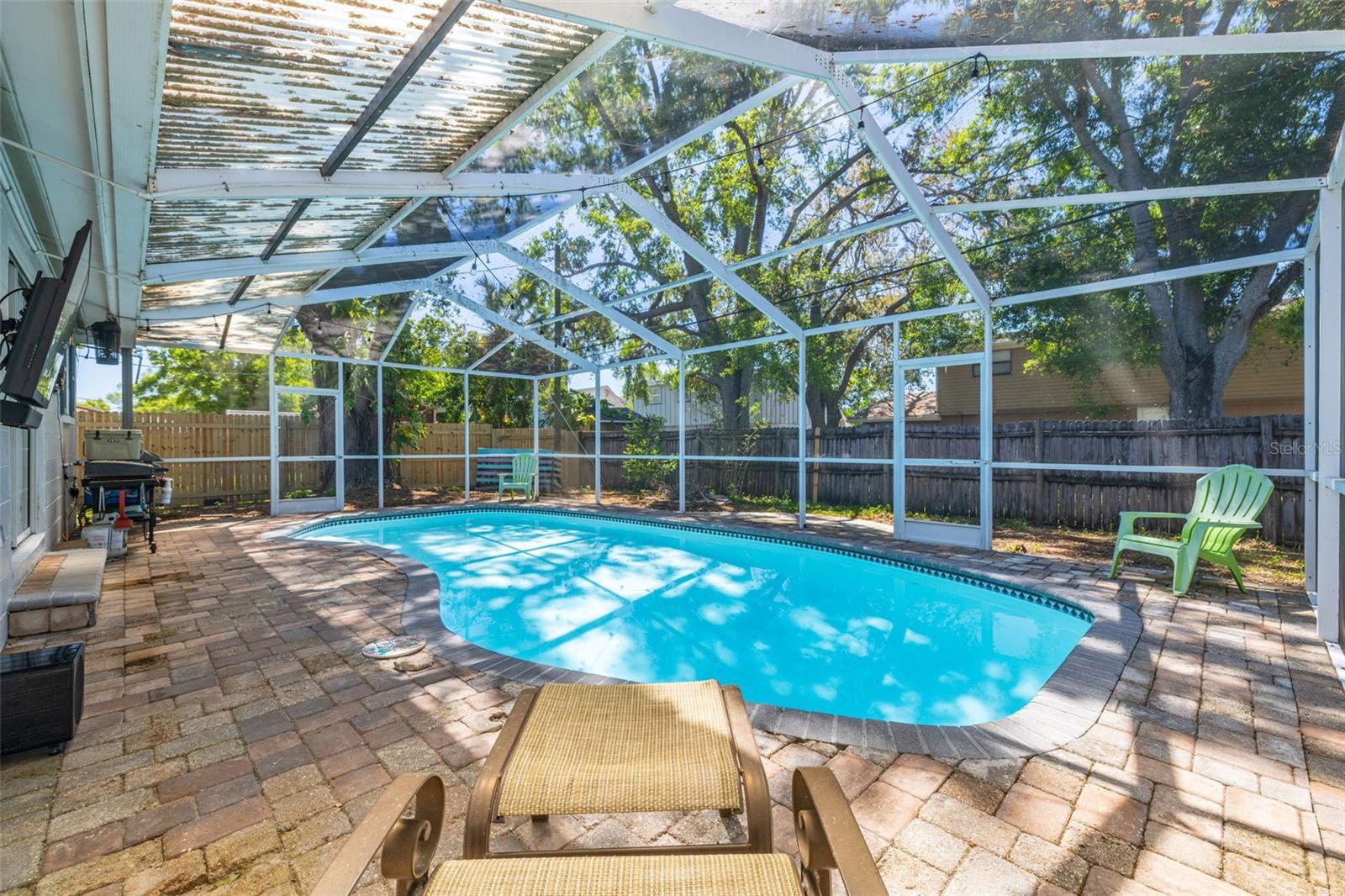 8766 91ST ST, SEMINOLE, FL, 33777