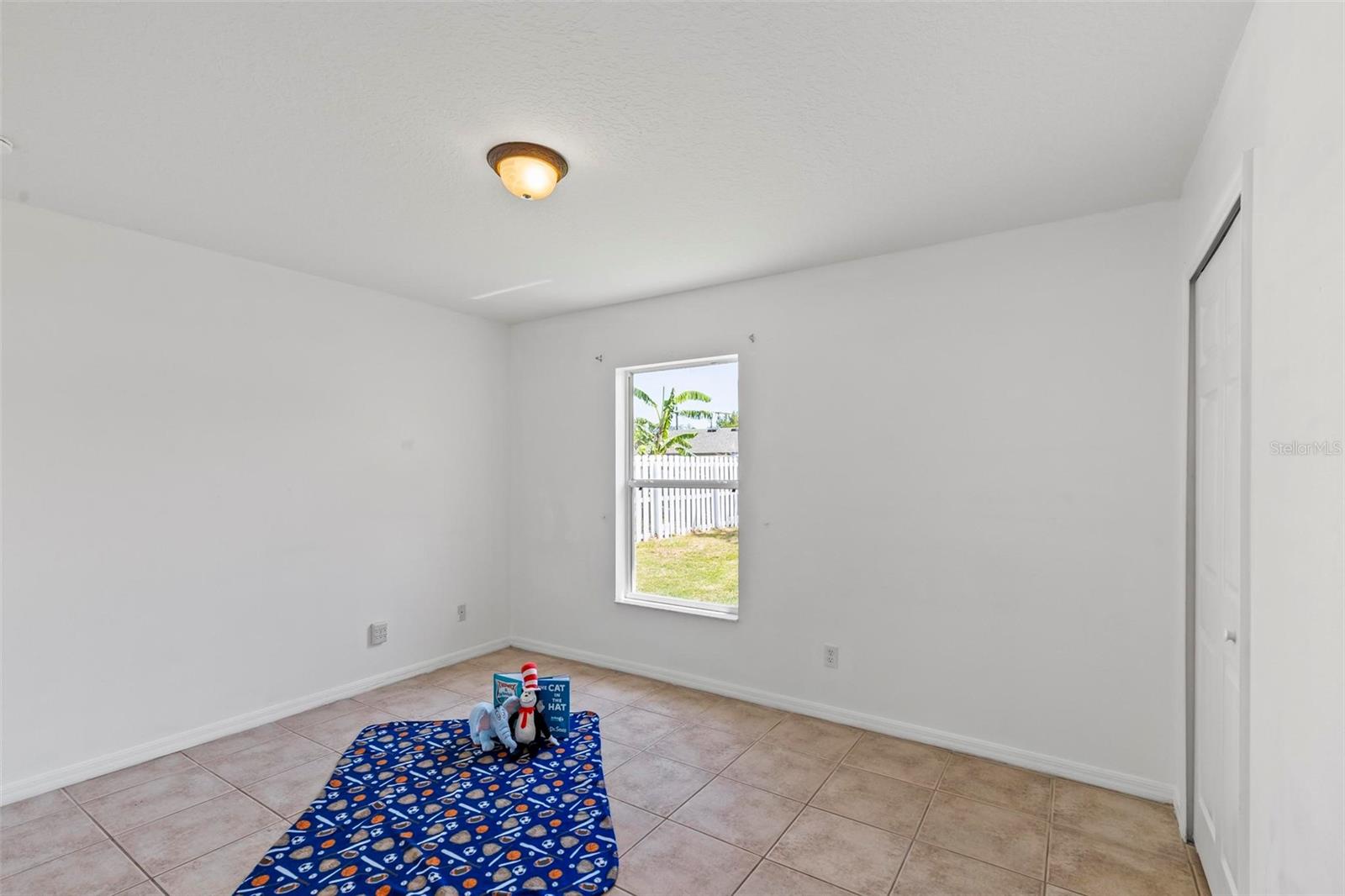 14 PEBBLE WOOD LN, PALM COAST, FL, 32164