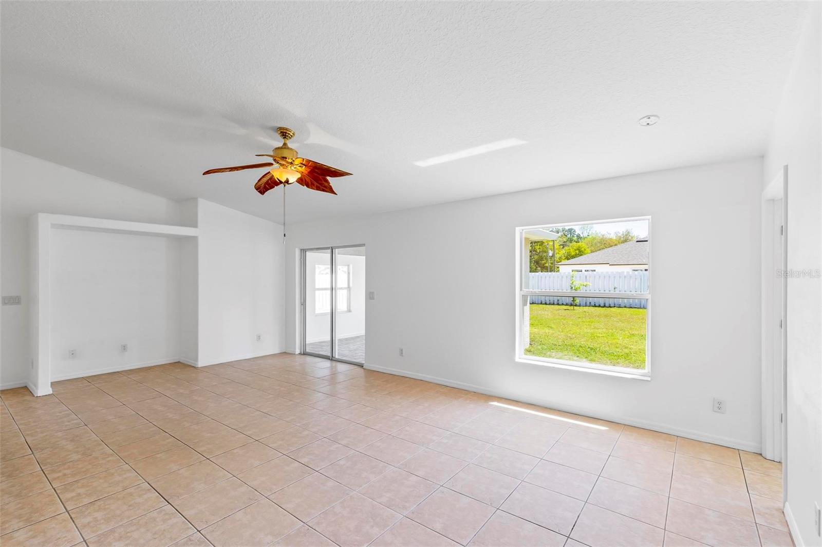 14 PEBBLE WOOD LN, PALM COAST, FL, 32164