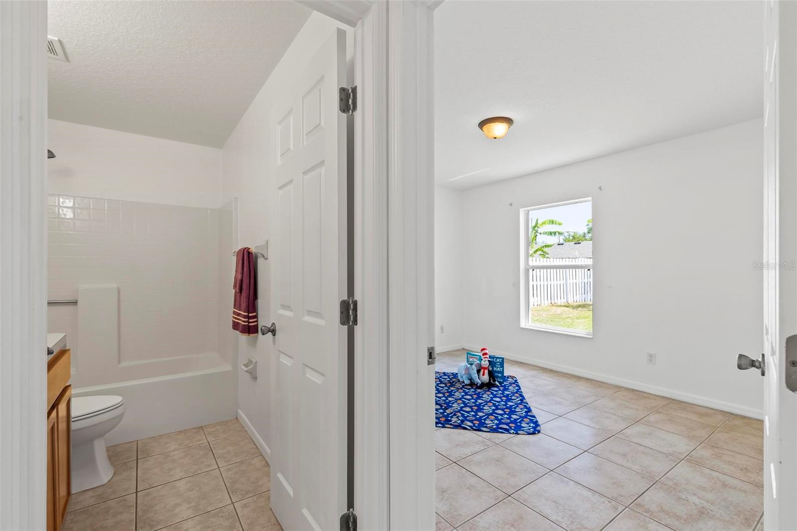 14 PEBBLE WOOD LN, PALM COAST, FL, 32164