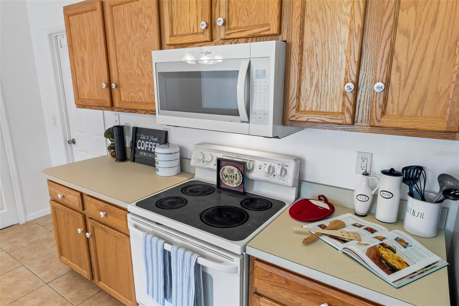 14 PEBBLE WOOD LN, PALM COAST, FL, 32164