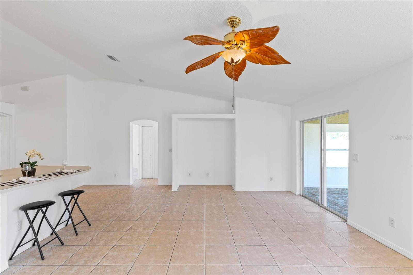 14 PEBBLE WOOD LN, PALM COAST, FL, 32164