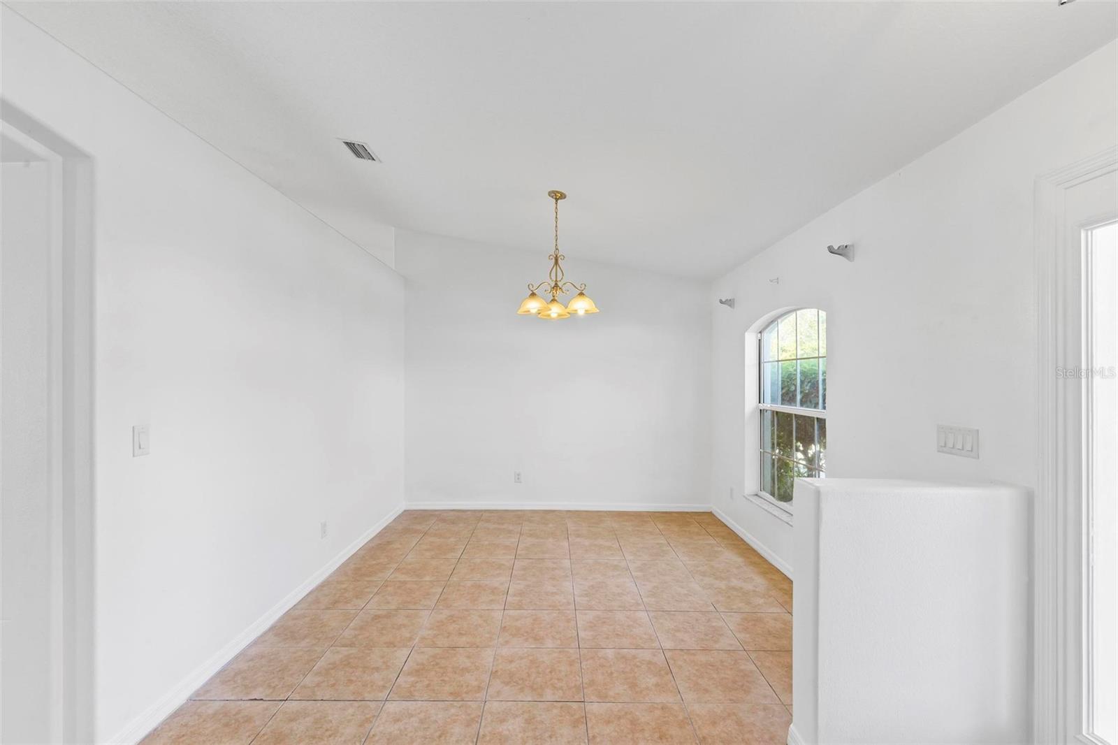 14 PEBBLE WOOD LN, PALM COAST, FL, 32164