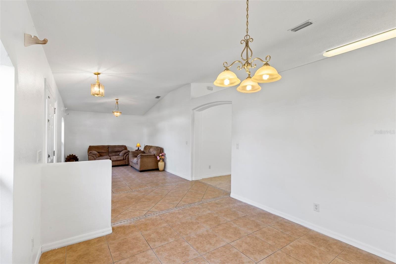14 PEBBLE WOOD LN, PALM COAST, FL, 32164