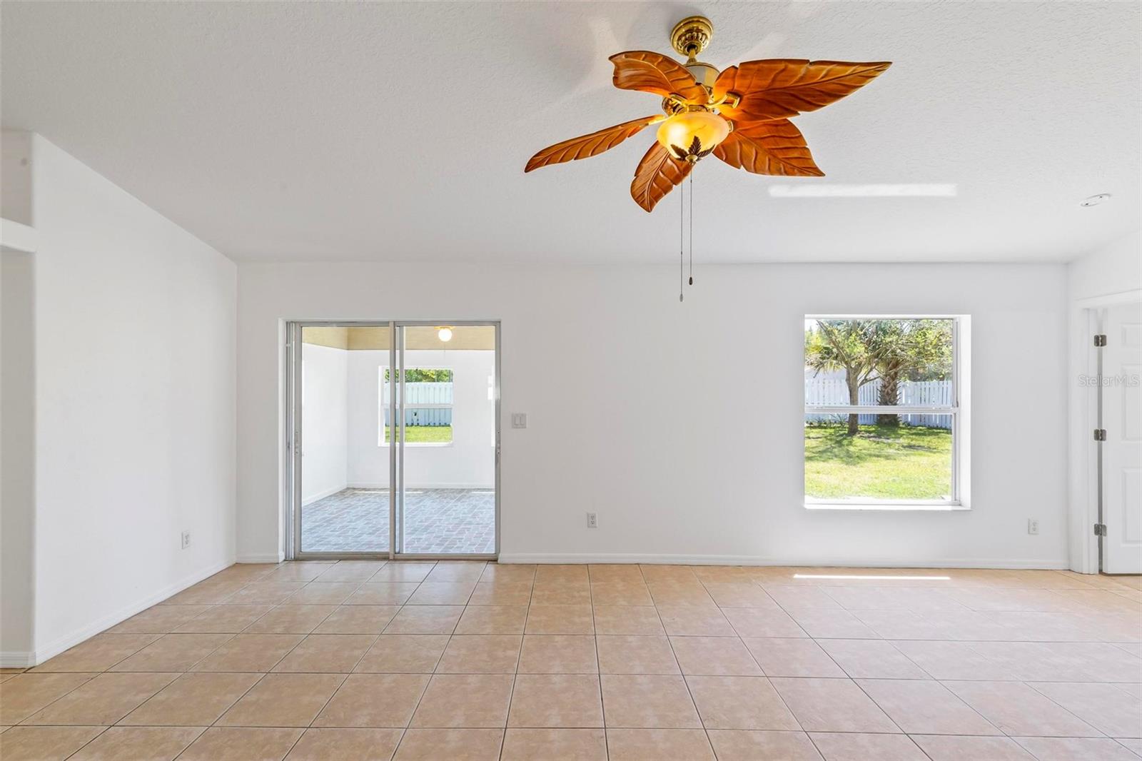 14 PEBBLE WOOD LN, PALM COAST, FL, 32164