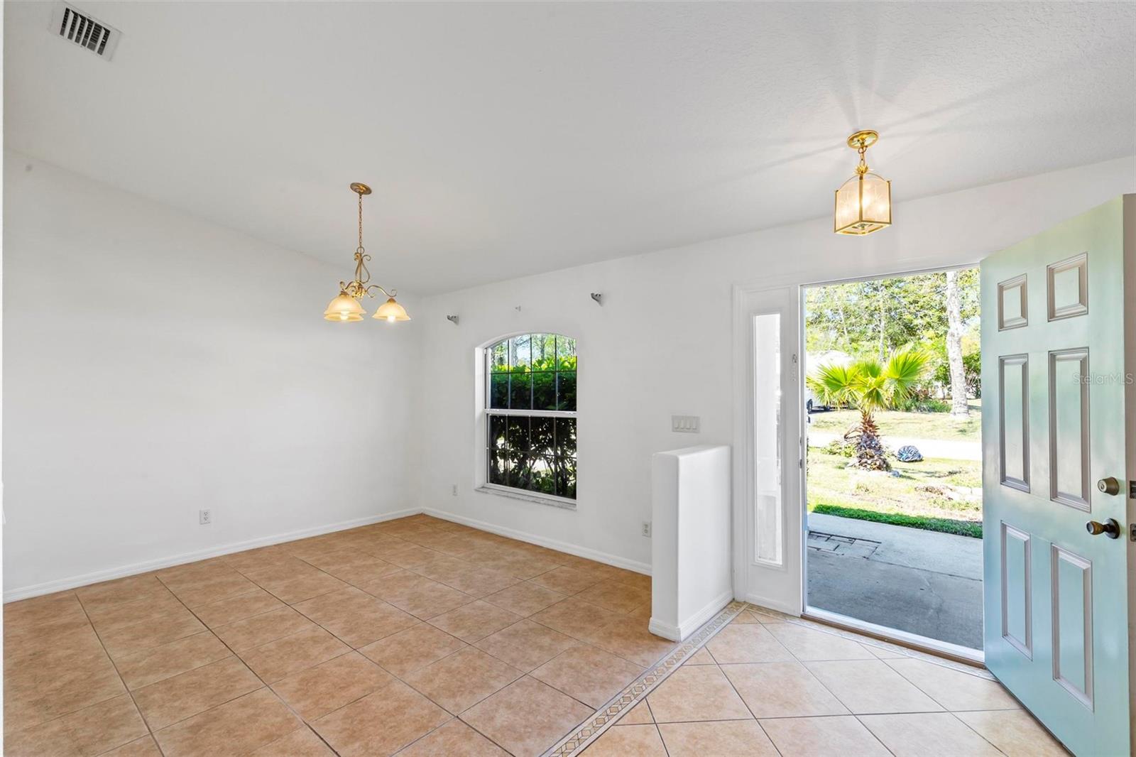 14 PEBBLE WOOD LN, PALM COAST, FL, 32164