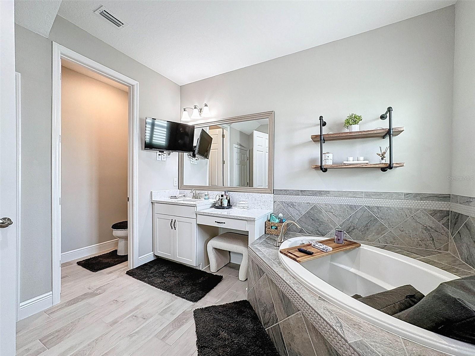 8578 GIBBONS GROVE LOOP, LAND O LAKES, FL, 34637