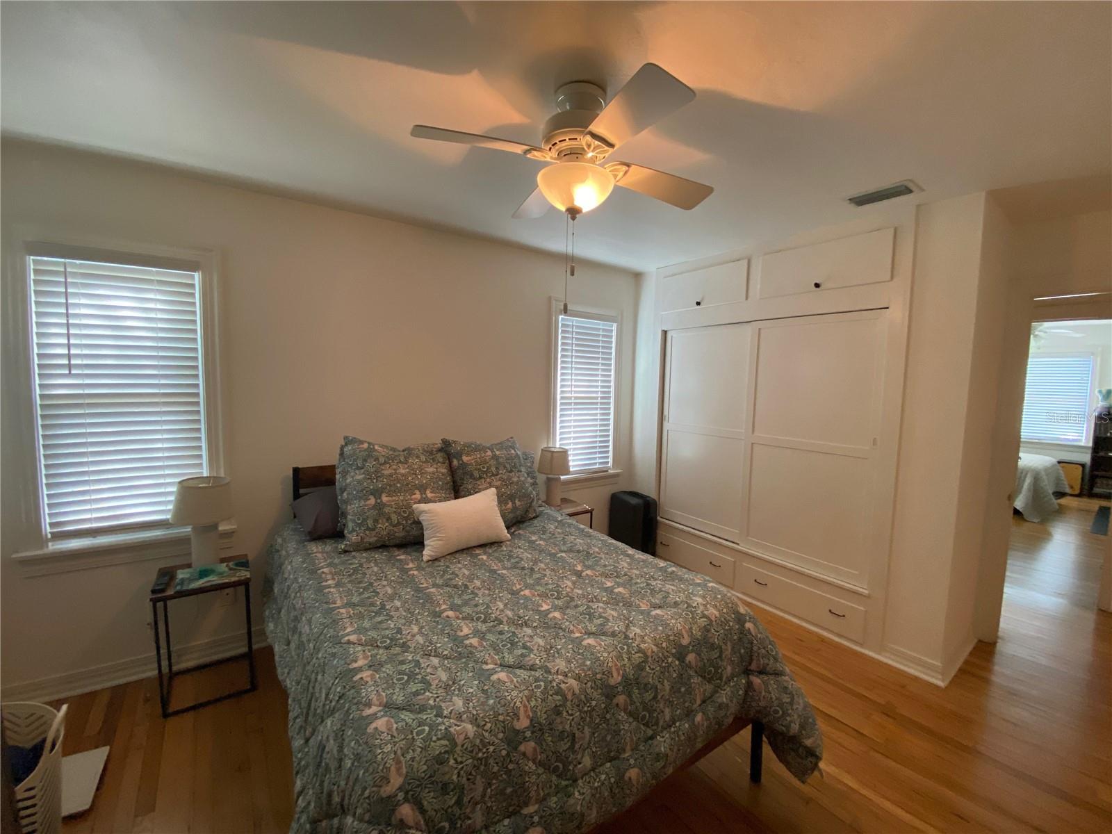 495 24TH AVE N, ST PETERSBURG, FL, 33704