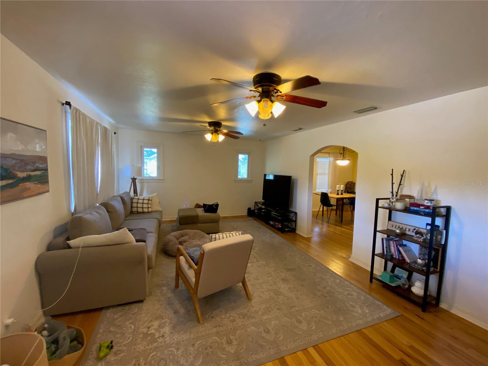 495 24TH AVE N, ST PETERSBURG, FL, 33704