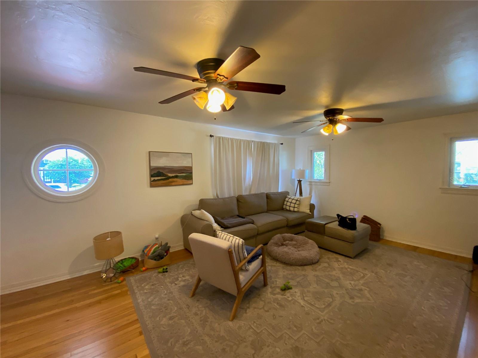 495 24TH AVE N, ST PETERSBURG, FL, 33704