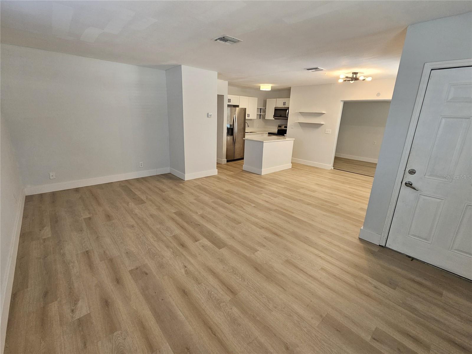 4613 W PAXTON AVE, TAMPA, FL, 33611