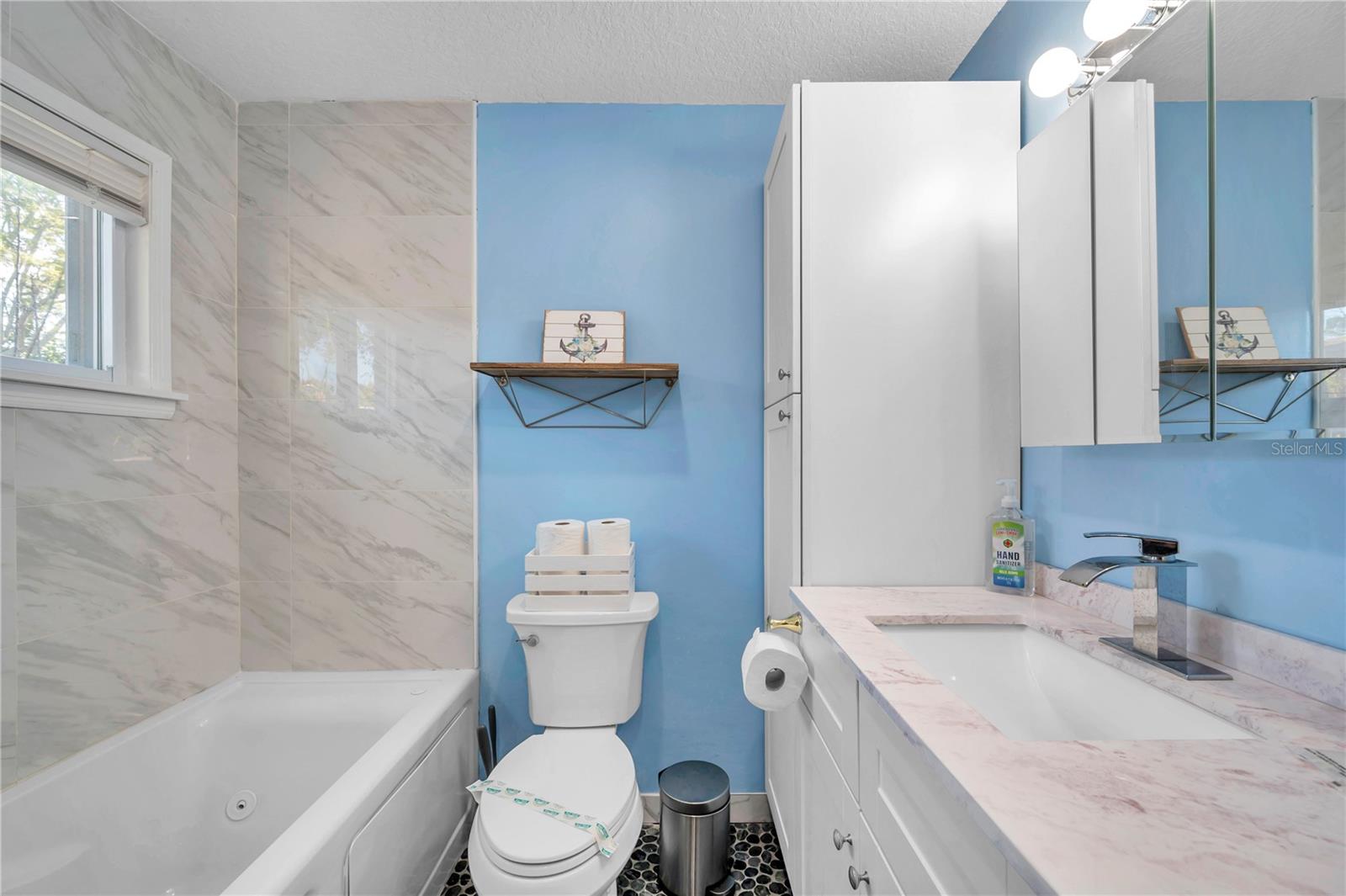 1571 BELLEAIR RD, CLEARWATER, FL, 33756