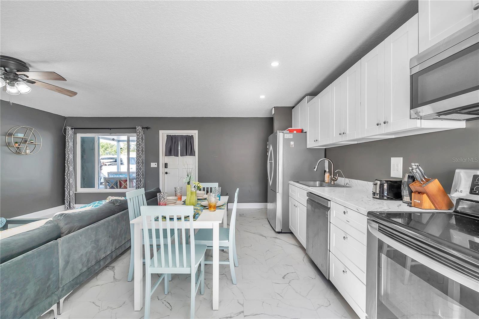 1571 BELLEAIR RD, CLEARWATER, FL, 33756
