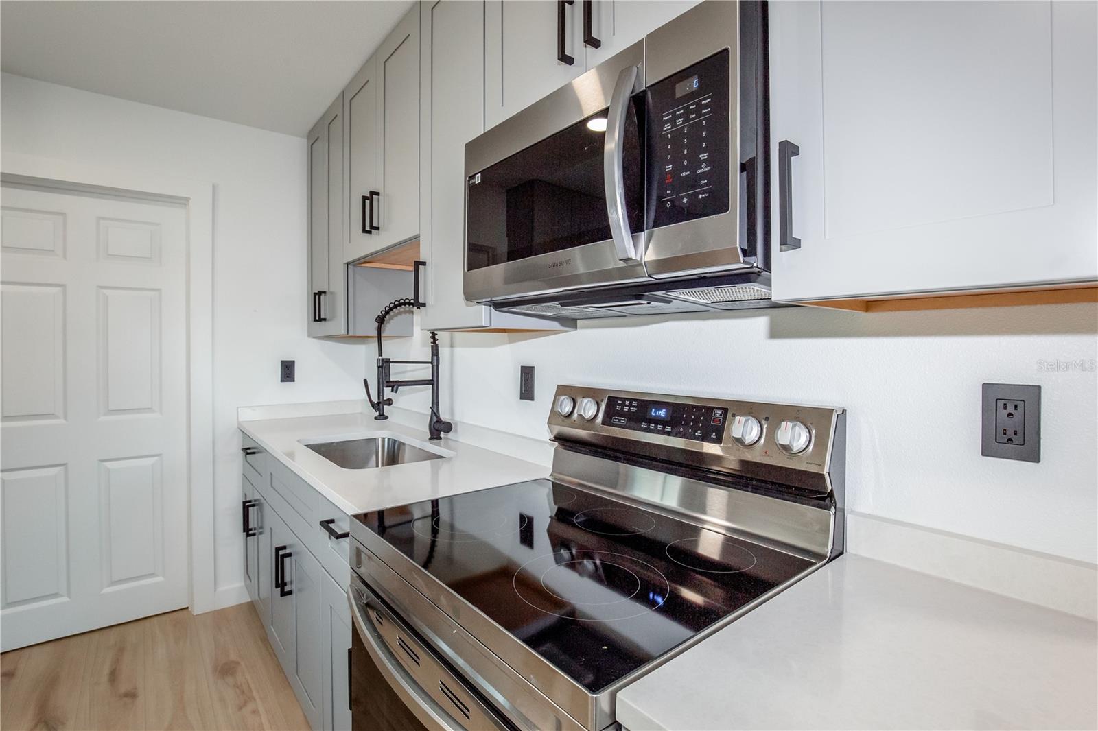 2322 21ST ST S, ST PETERSBURG, FL, 33712