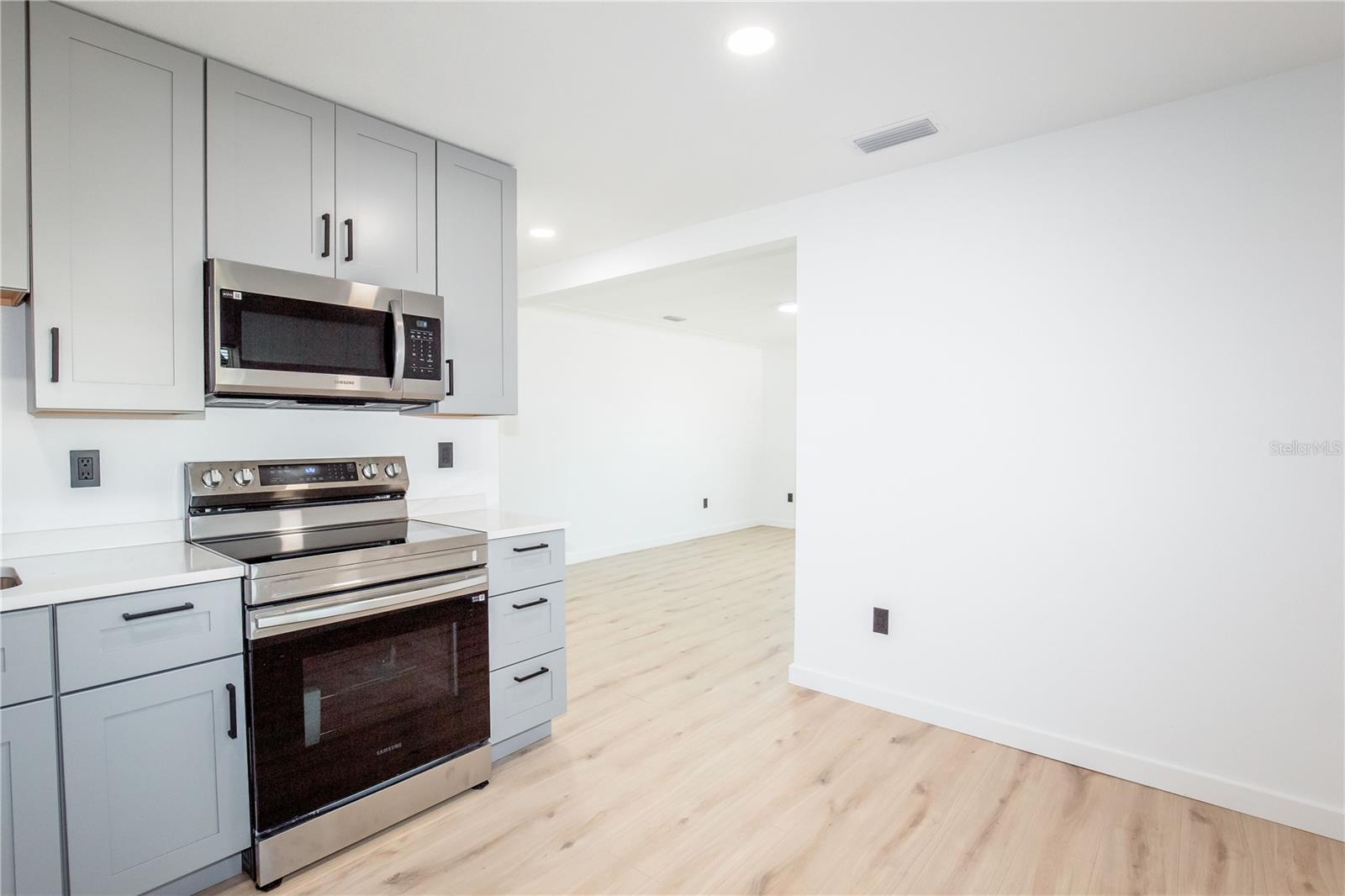 2322 21ST ST S, ST PETERSBURG, FL, 33712