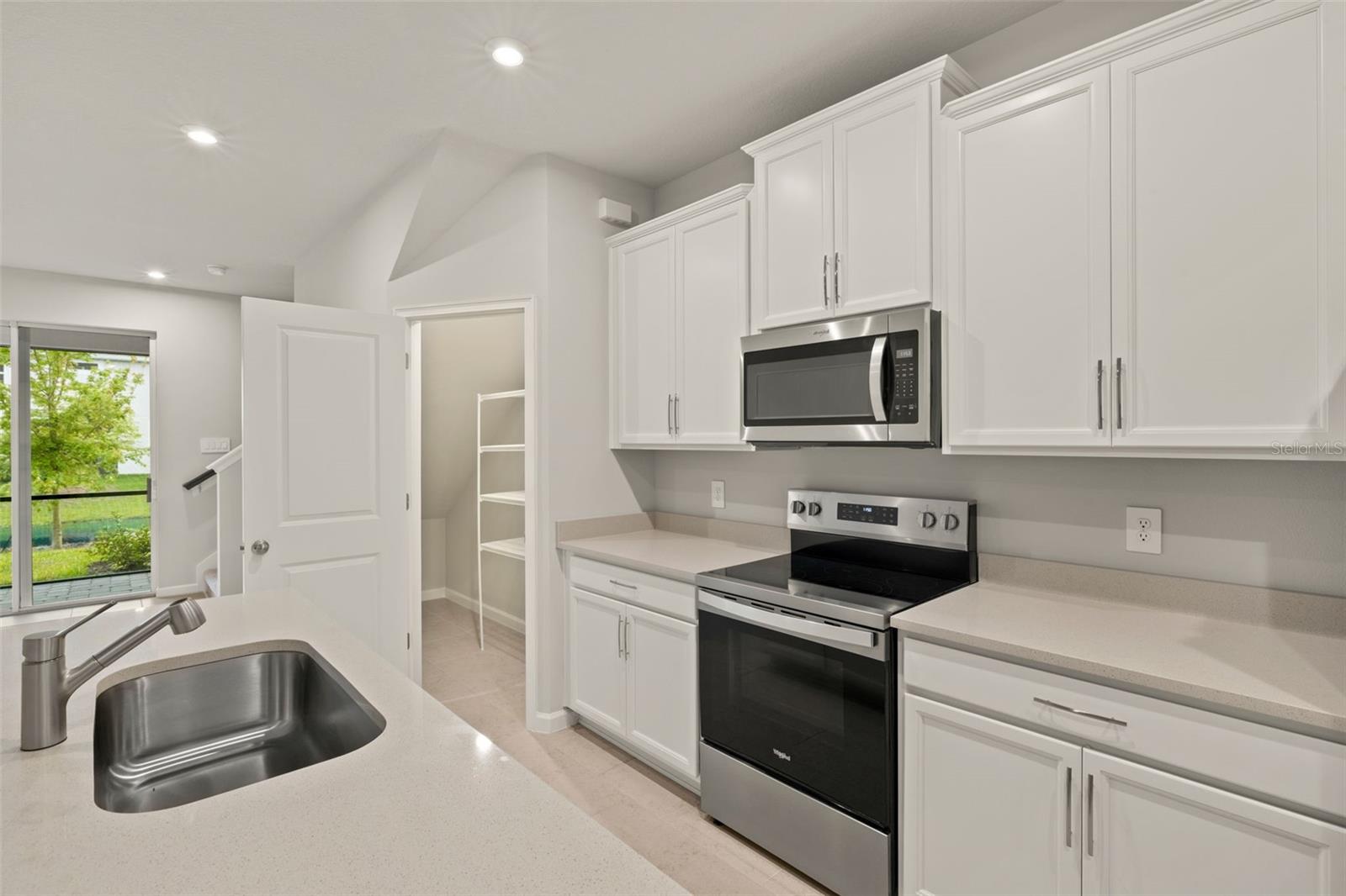 1143 CREEK VALLEY CT, BRANDON, FL, 33511