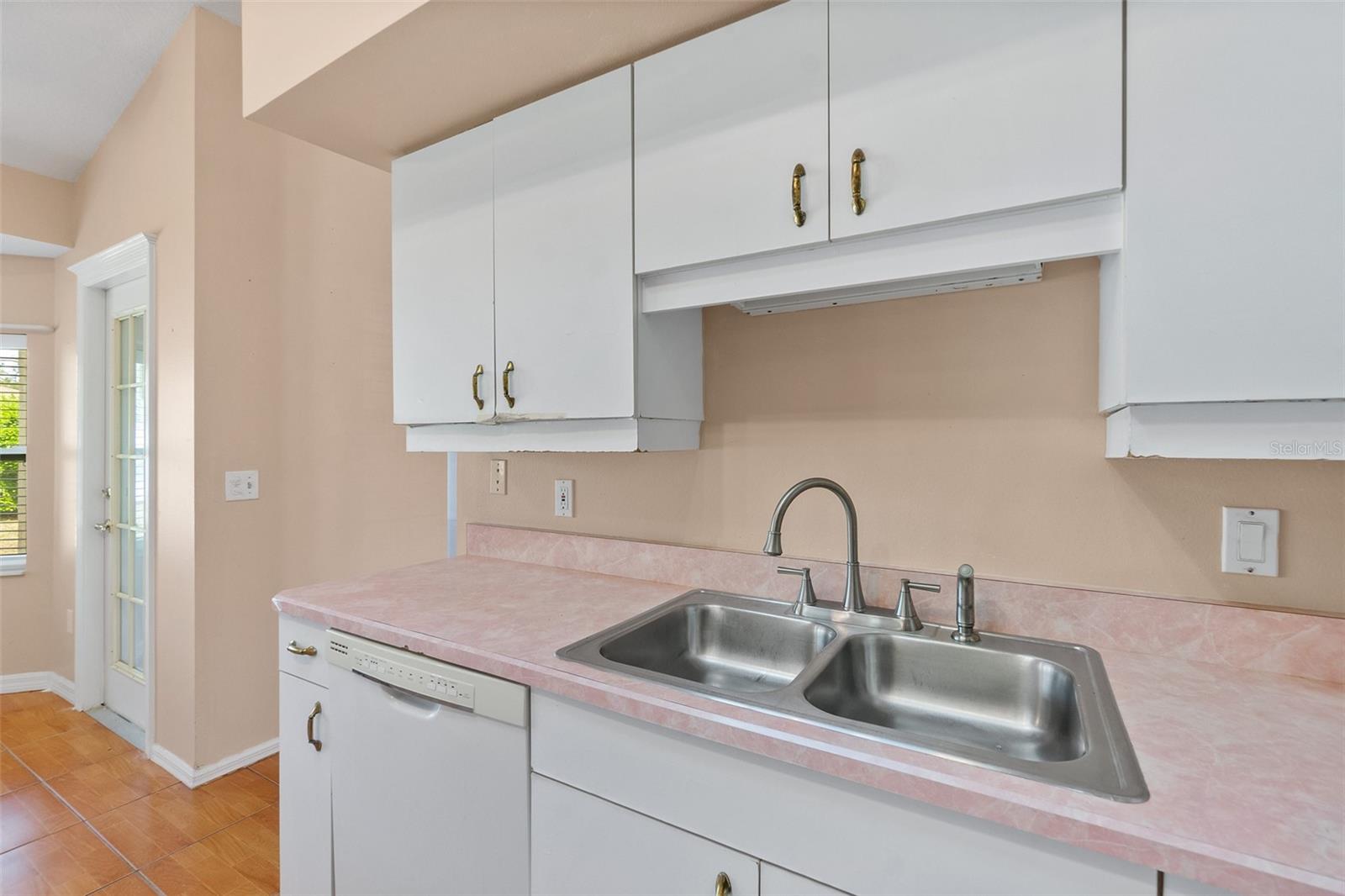 28 WOODLYN LN, PALM COAST, FL, 32164