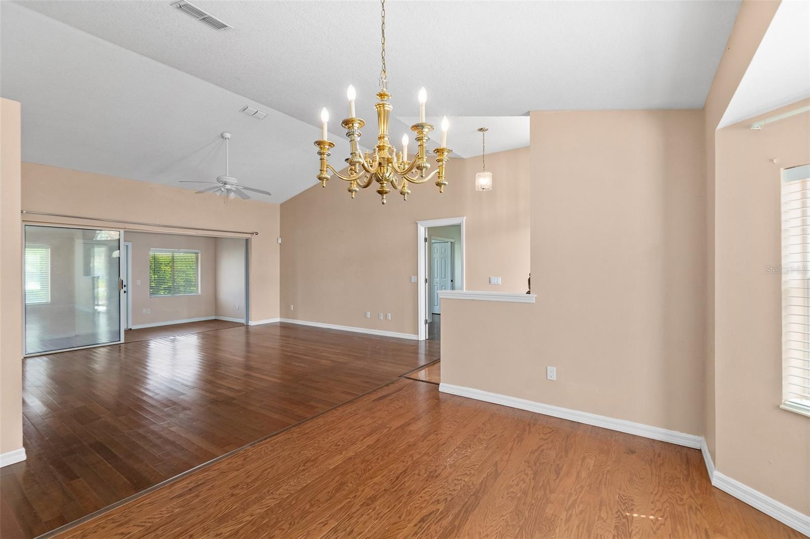 28 WOODLYN LN, PALM COAST, FL, 32164