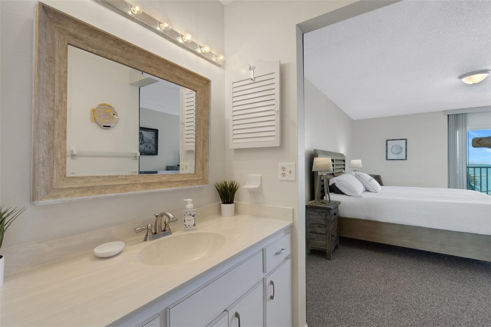 3235 GULF OF MEXICO DR #A305, LONGBOAT KEY, FL, 34228