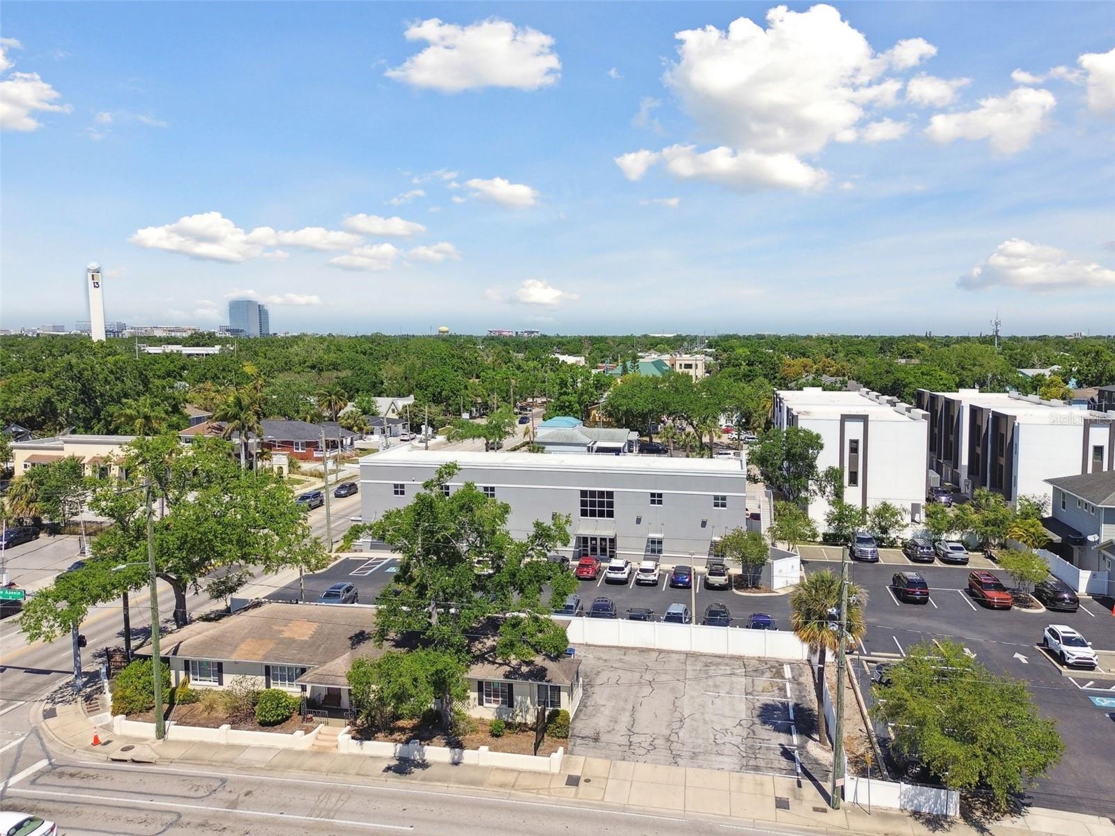 3019 W AZEELE ST, TAMPA, FL, 33609