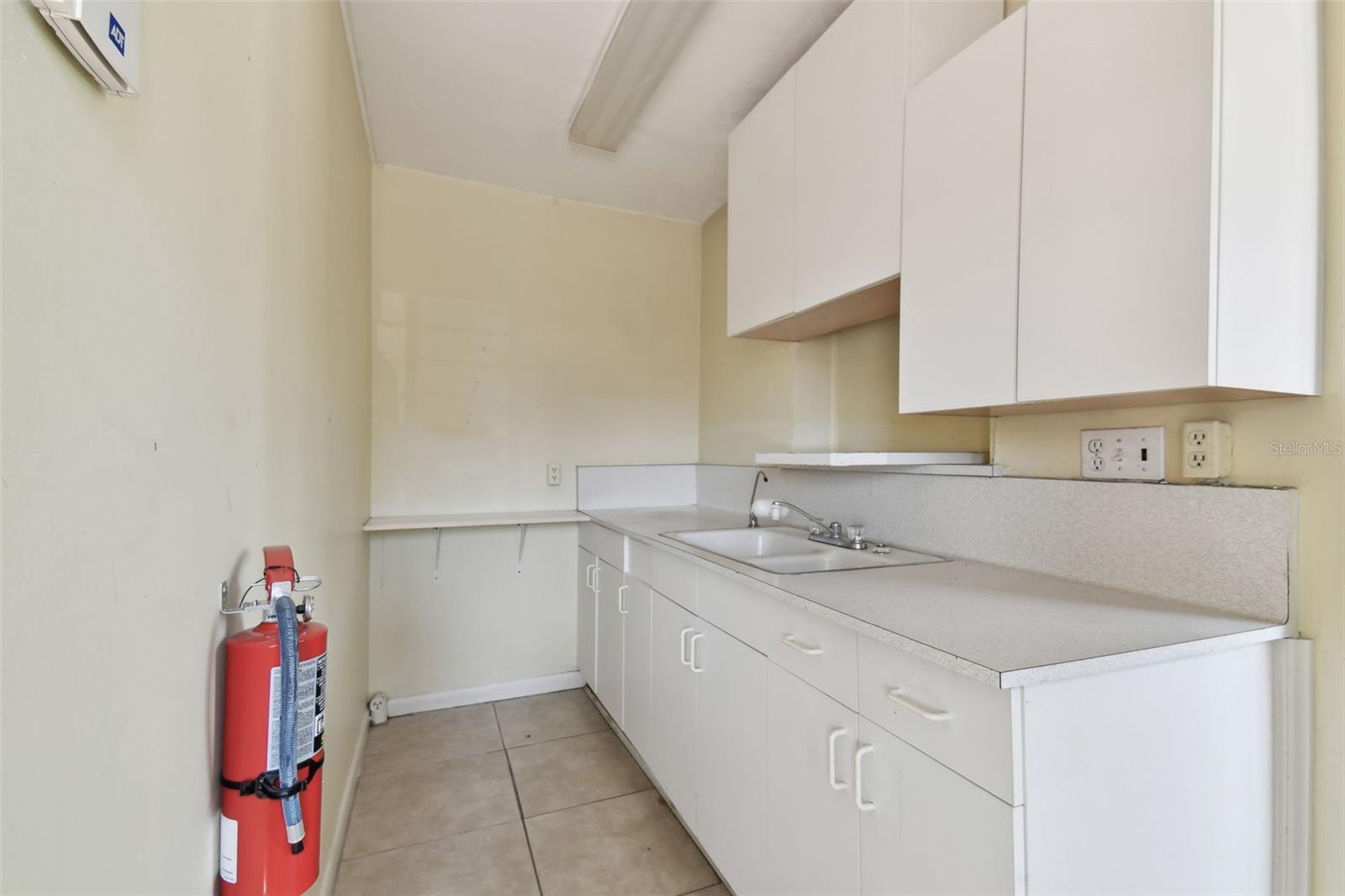 3019 W AZEELE ST, TAMPA, FL, 33609
