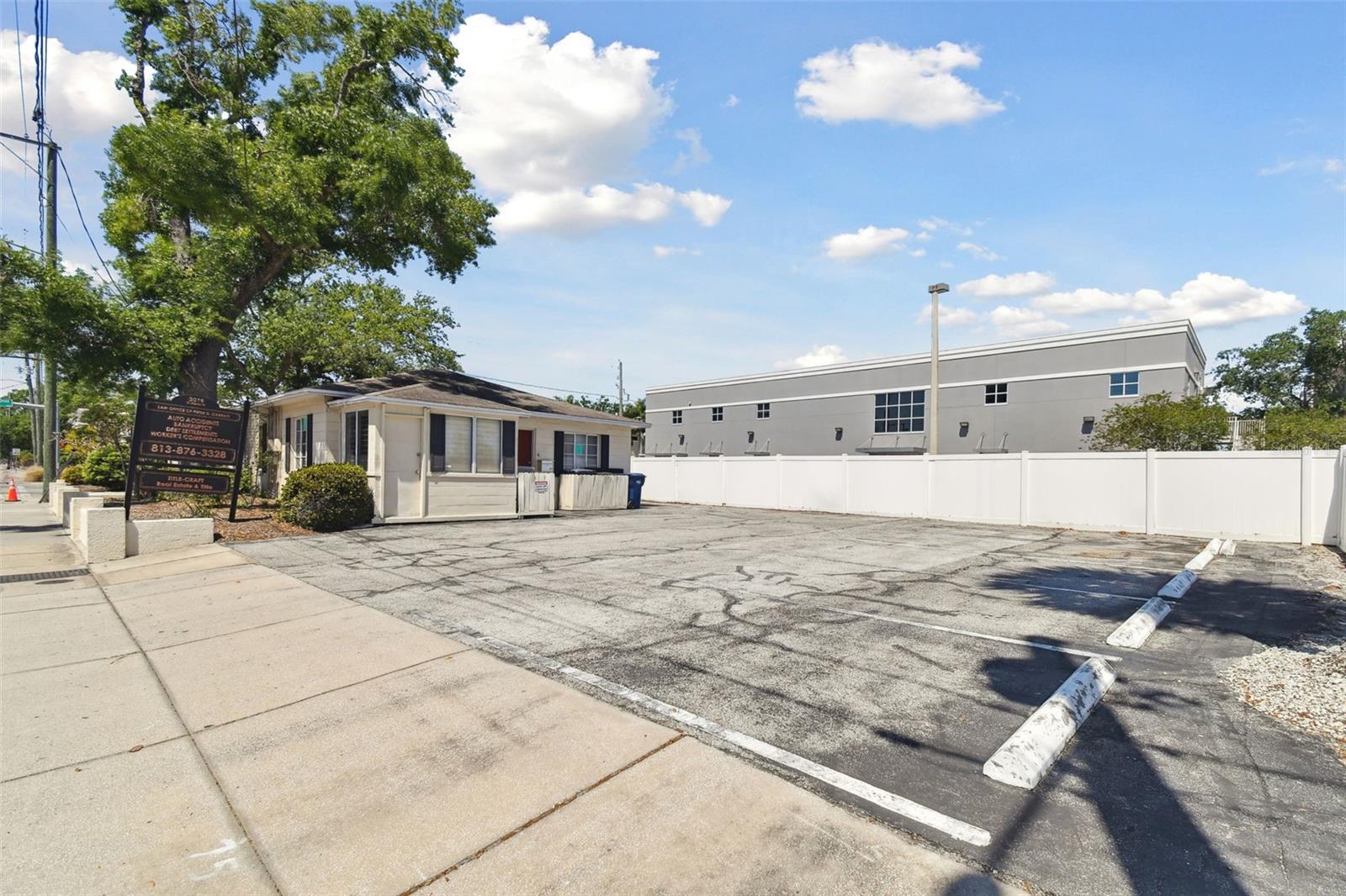 3019 W AZEELE ST, TAMPA, FL, 33609