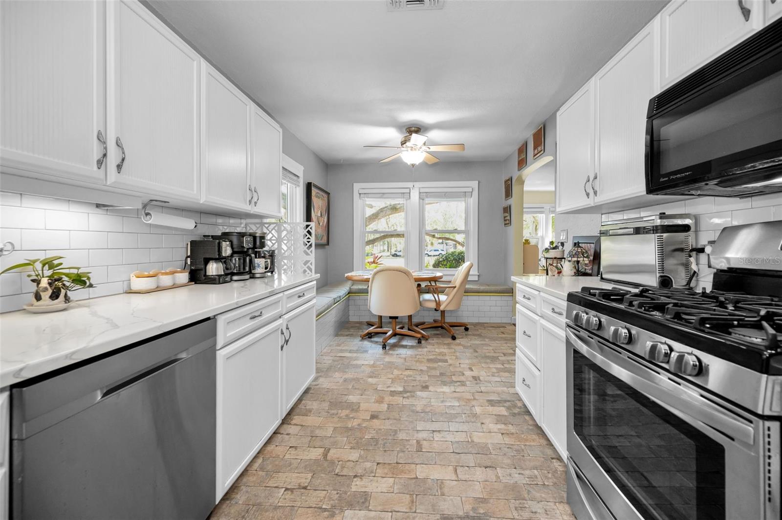 223 LIME CIR S, DUNEDIN, FL, 34698