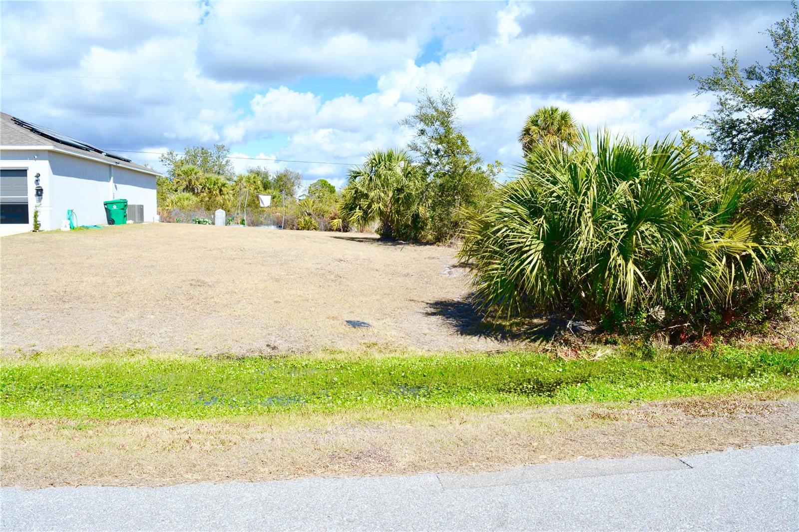 27195 LOWRY AVE, PUNTA GORDA, FL, 33983