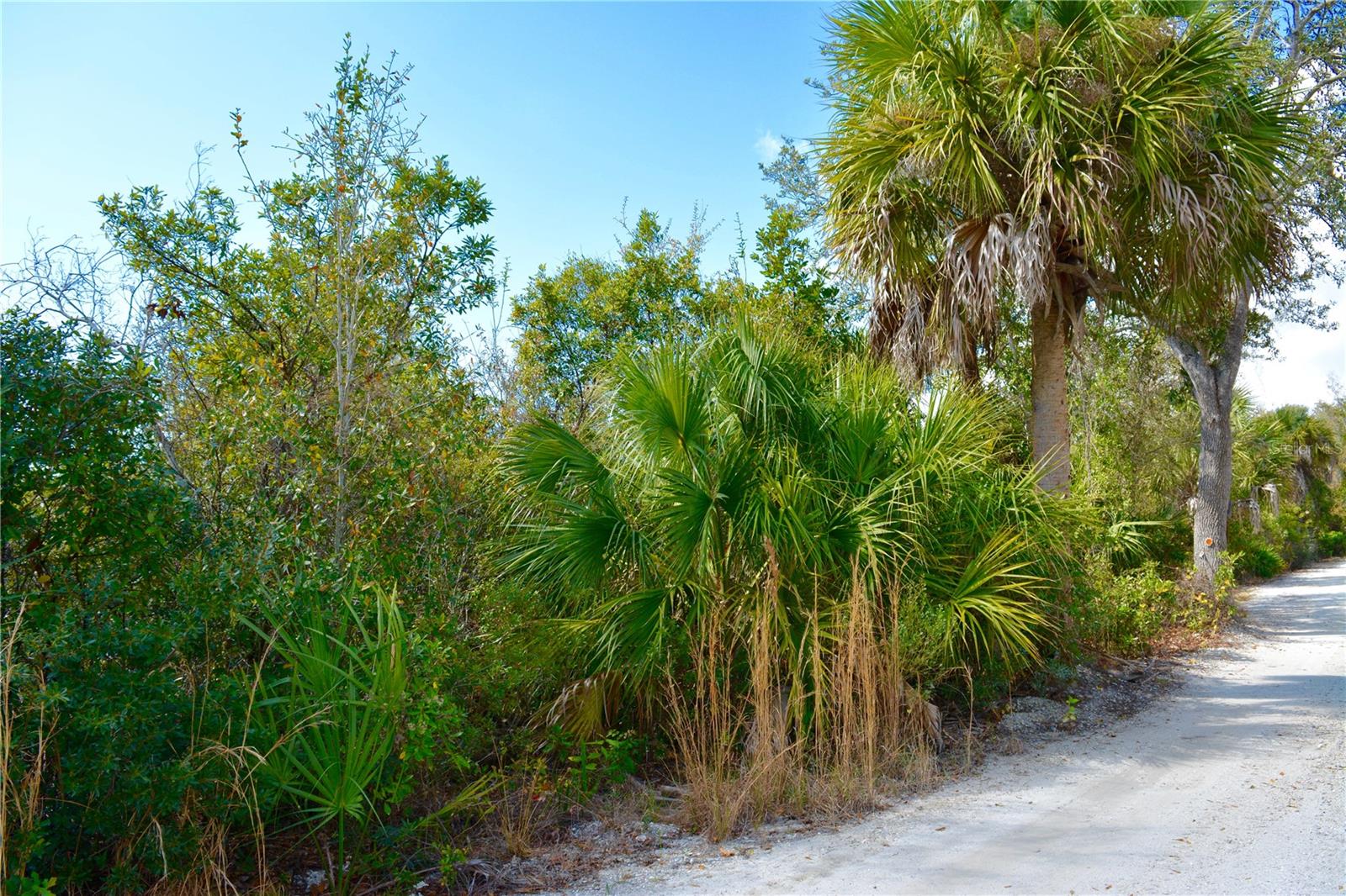 27195 LOWRY AVE, PUNTA GORDA, FL, 33983
