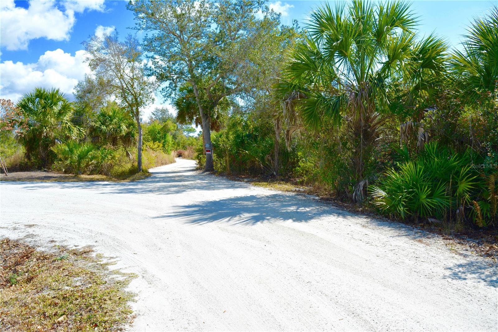 27195 LOWRY AVE, PUNTA GORDA, FL, 33983