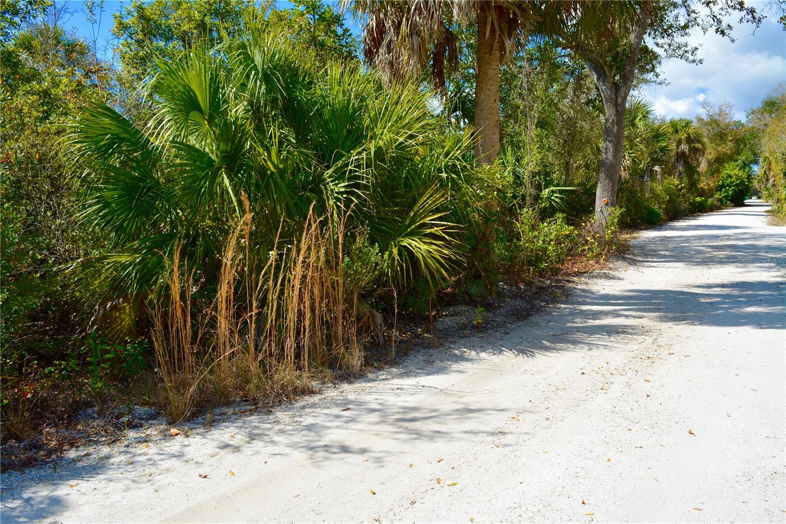 27195 LOWRY AVE, PUNTA GORDA, FL, 33983