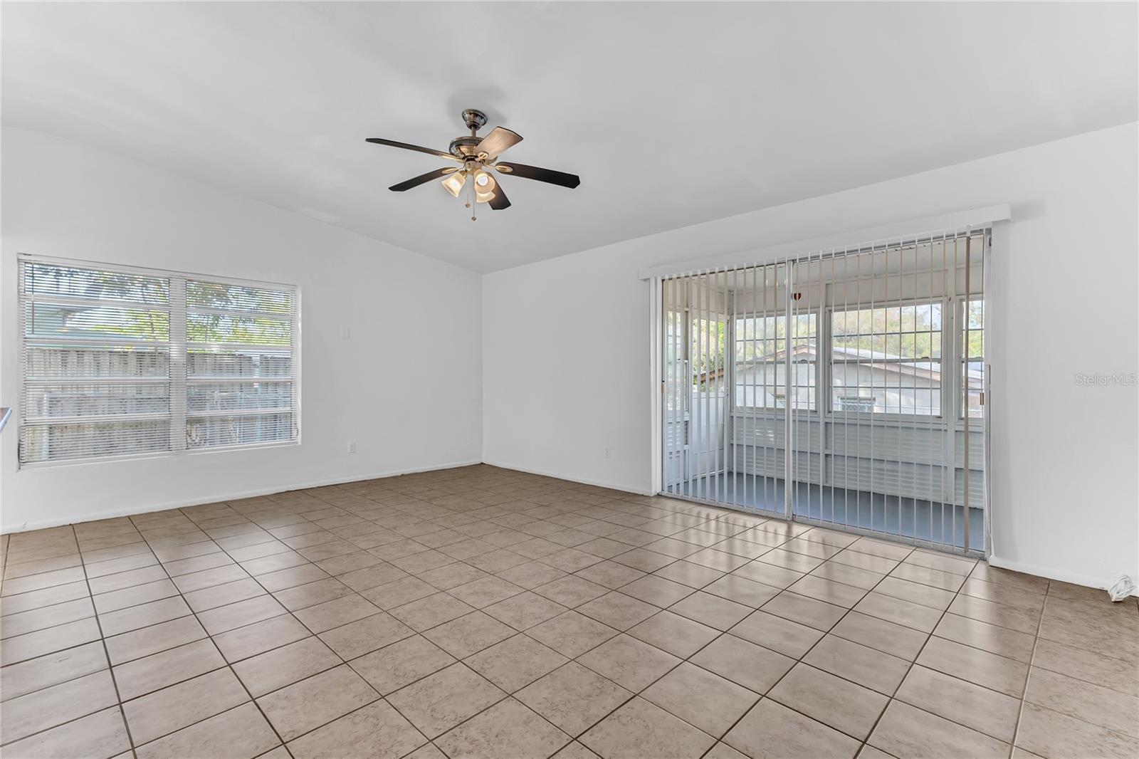 5201 VAN AKEN DR, ORLANDO, FL, 32808