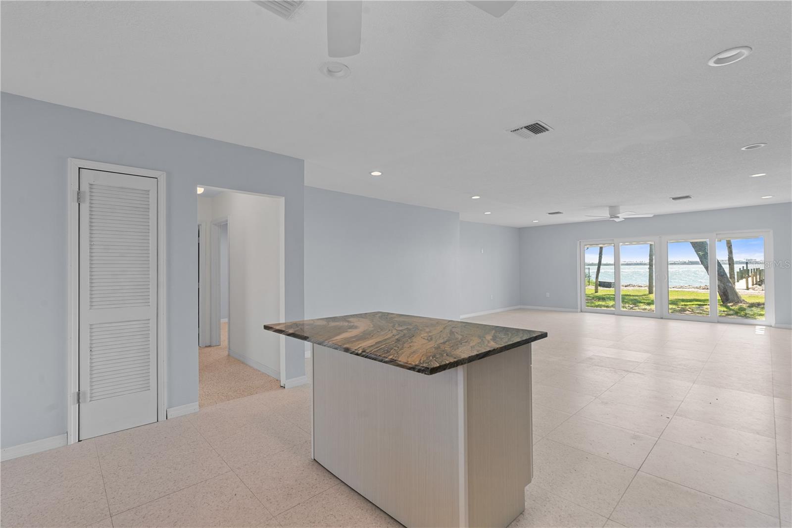 918 EDGEWATER DR, ENGLEWOOD, FL, 34223