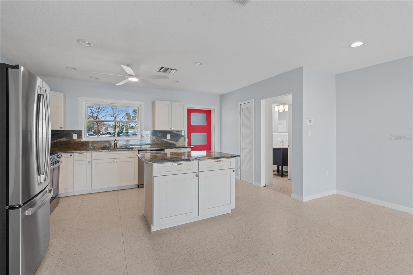 918 EDGEWATER DR, ENGLEWOOD, FL, 34223
